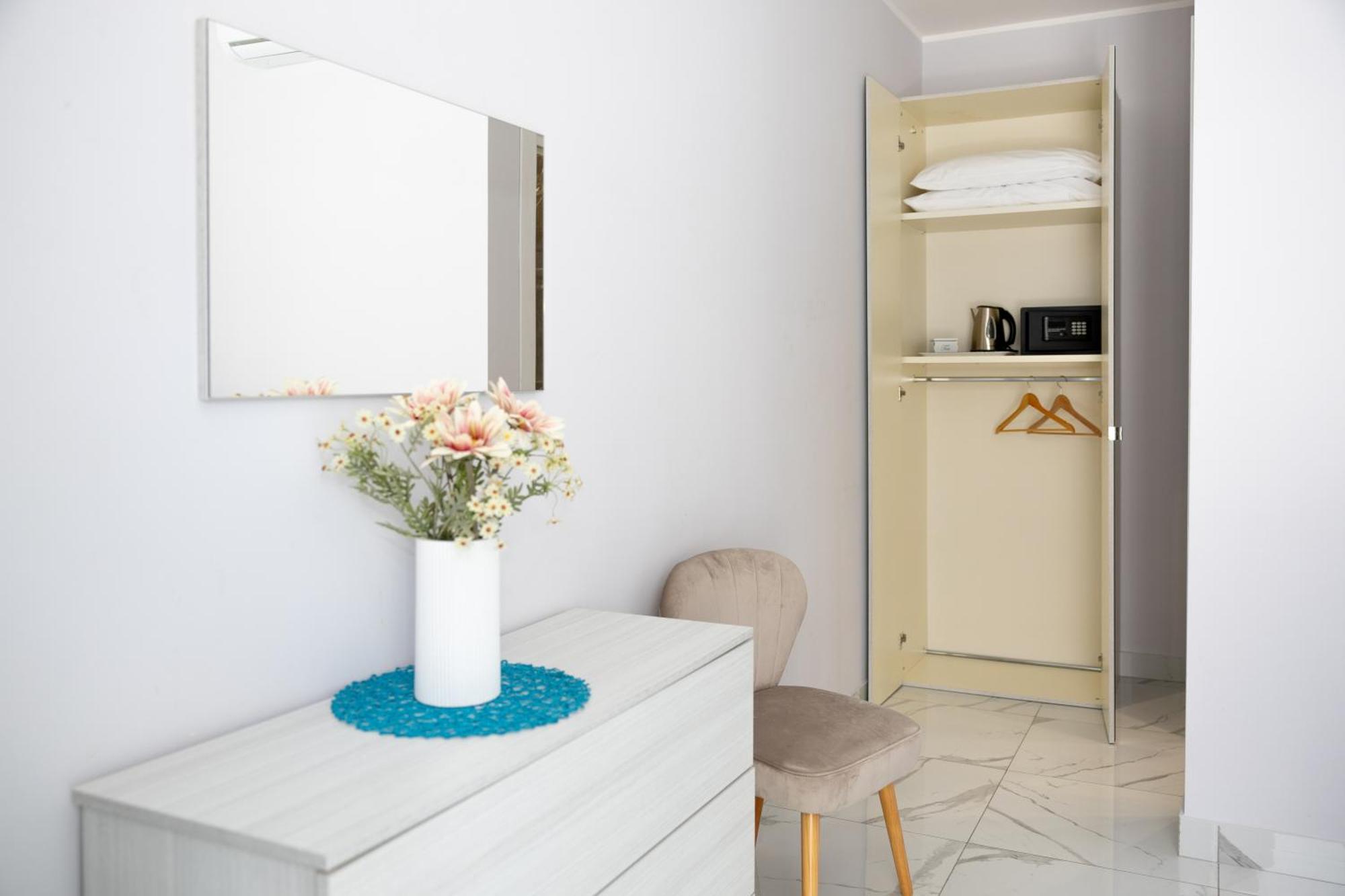 La Perla Luxury Rooms Ангри Екстериор снимка
