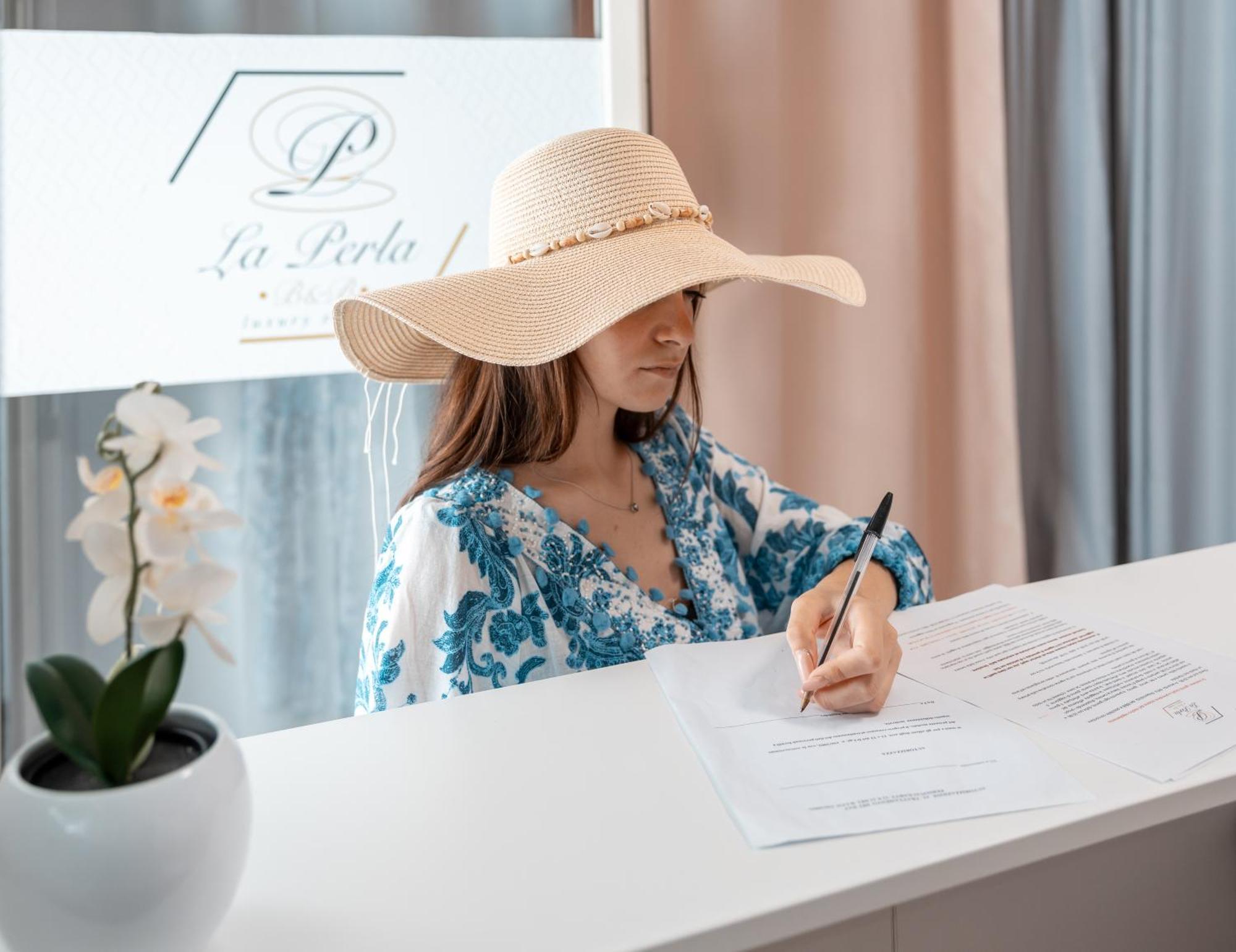 La Perla Luxury Rooms Ангри Екстериор снимка